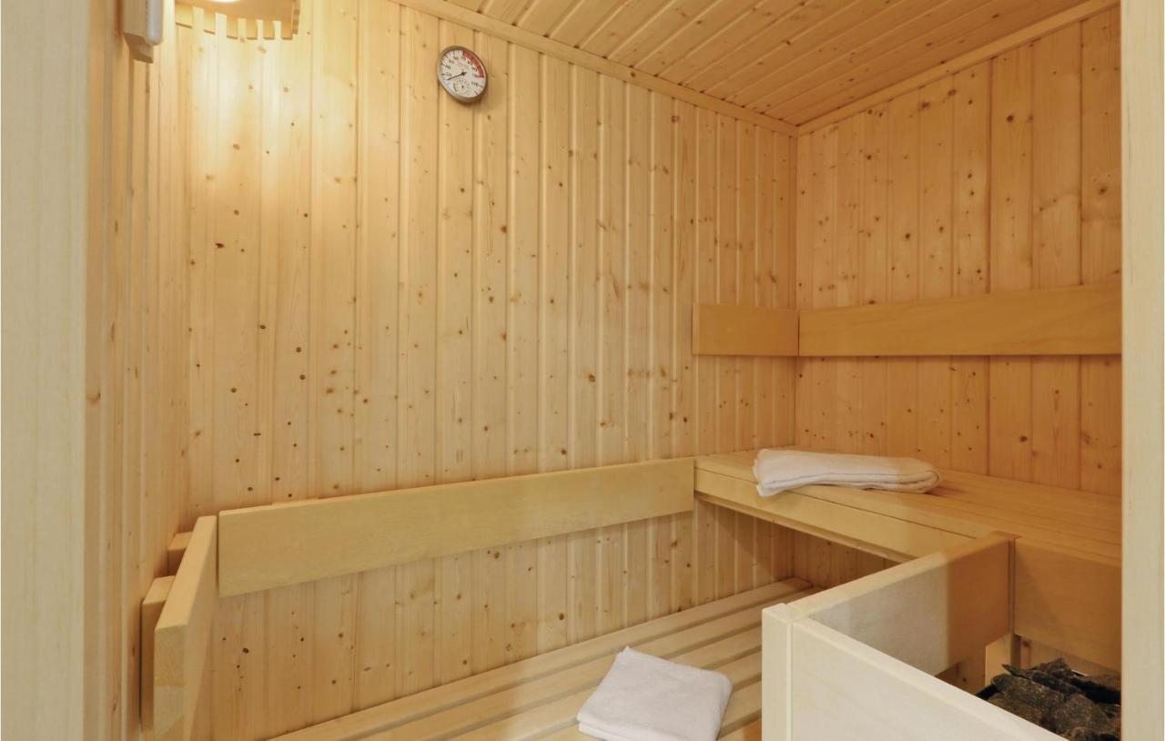 Lovely Apartment In Luebeck Travemuende With Sauna Екстер'єр фото